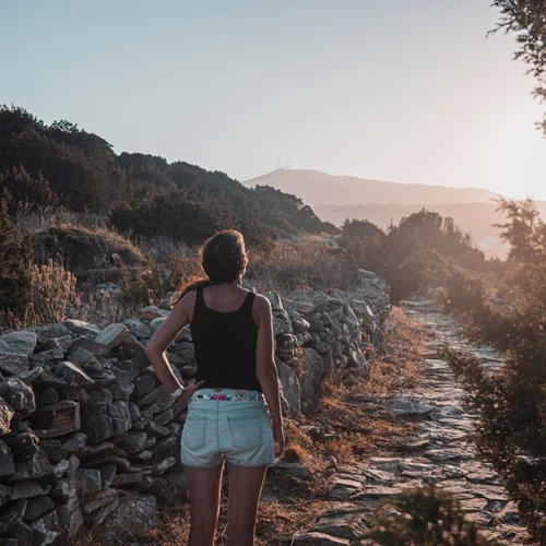 Η αντίσταση του κάνω διακοπές στις (κοσμικές) Κυκλάδες