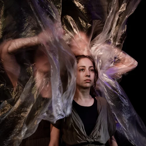 "Συναξάρια, μαρτυρίες, μάρτυρες. 1922": Τρεις γυναίκες θυμούνται τη Μικρασιατική Καταστροφή