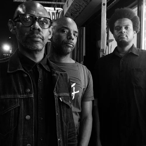 To Silt Trio του Luke Stewart για πρώτη φορά στην Αθήνα