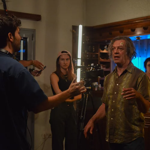 "Έχουμε το κέντρο": Δείτε το νέο σποτ του ΕΚΚ από τον Νίκο Κολιούκο