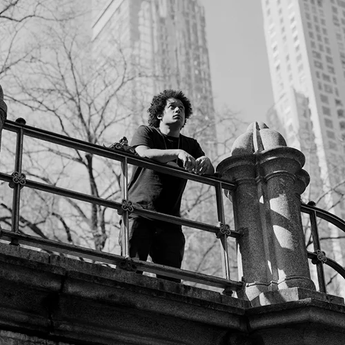 O Makaya McCraven στην Ελλάδα, για πρώτη φορά