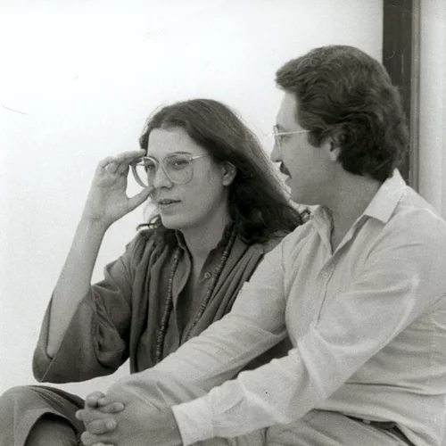 Η Μαρία Φαραντούρη και ο Zülfü Livaneli τραγουδούν για την αλληλεγγύη των λαών