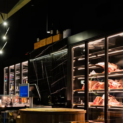 S. Pellegrino: Mας υποδέχεται στο εστιατόριο του "Κρεοπωλείου Διαμέλας"