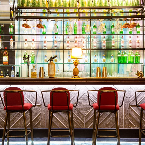 Σε ποια bars θα πιούμε τα πρωτοχρονιάτικα κοκτέιλ;