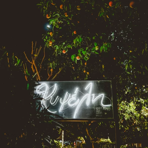 Εκρηκτικό b2b στη Δημοτική Αγορά Κυψέλης