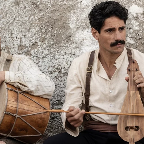 "17 Κλωστές": Το τρέιλερ της νέας σειράς της COSMOTE TV είναι εδώ