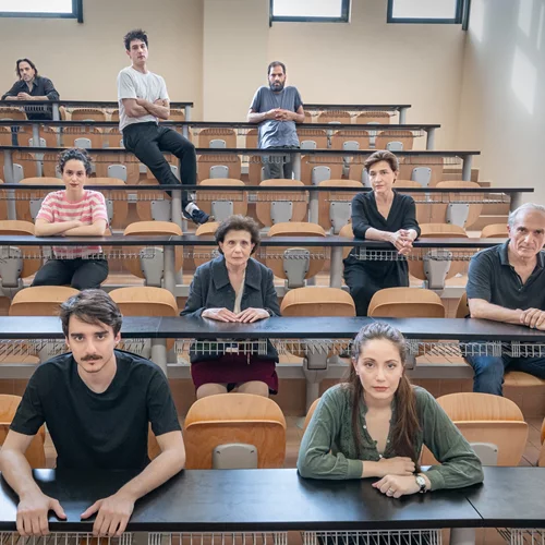 "50 χρόνια, μια νύχτα": Ο Μάνος Καρατζογιάννης ετοιμάζει μια παράσταση για τα γεγονότα του Πολυτεχνείου