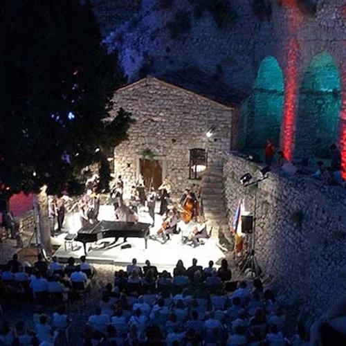 To 32ο Φεστιβάλ Ναυπλίου δίνει "βήμα στους νέους"