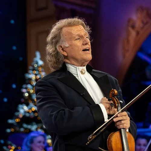 André Rieu: "Αν ο Μότσαρτ ζούσε στον 21ο αιώνα, θα είχε λογαριασμό στο TikTok και χιλιάδες ακολούθους"