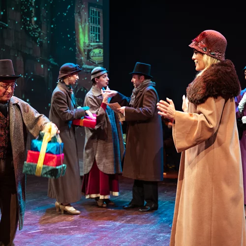 "Καρυοθραύστης, το μιούζικαλ των Χριστουγέννων": Αγαπημένοι ηθοποιοί στο πιο γιορτινό μιούζικαλ