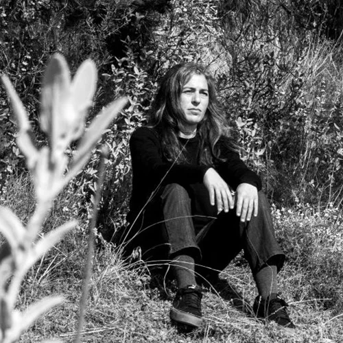 Ίρις Καραγιάν: "Ο χώρος για πειραματισμό, καλλιτεχνική έρευνα και νέα δημιουργία συνεχώς συρρικνώνεται"