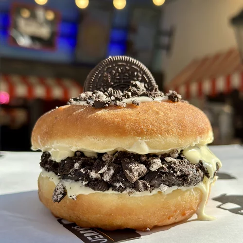 Jerry’s ValeDonut Day στα "Jerry’s the Foodtruck"