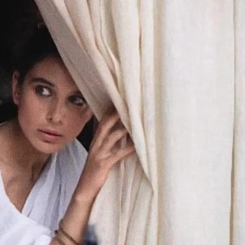 "Water": Όταν η θρησκεία φορτώνει τις γυναίκες με ενοχή