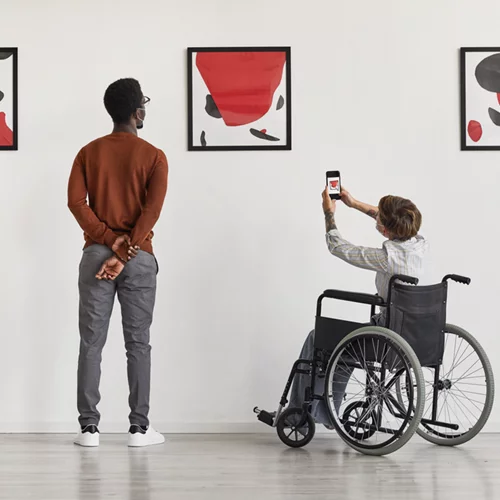 "Whose culture is it anyway?": Διαδικτυακή ημερίδα για την ισότιμη πρόσβαση στην τέχνη