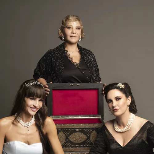 Μαρίκα με είπανε - Μαρίκα με βγάλανε