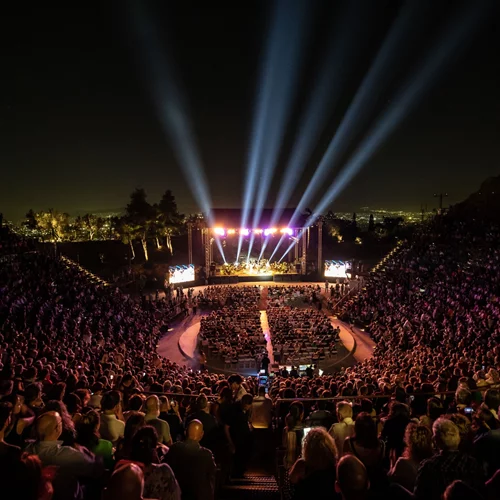 "Τίποτα δεν πάει χαμένο": Τα τραγούδια της Μεταπολίτευσης σε μία μεγάλη συναυλία στον Λυκαβηττό