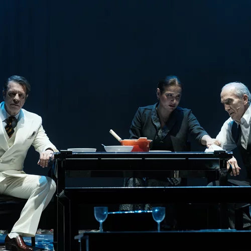 Τα πήρες όλα κι έφυγες - Η ζωή του Στράτου Διονυσίου