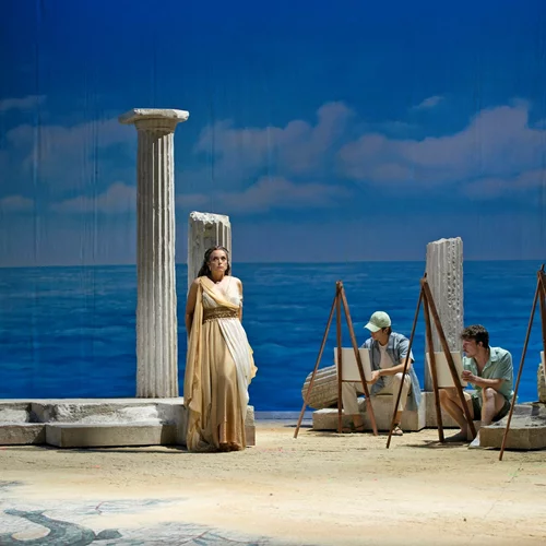 Η "Δηιδάμεια" του Χαίντελ διά χειρός Γιώργου Πέτρου εντυπωσιάζει στο φετινό Φεστιβάλ Όπερας του Γουέξφορντ – "Πεπίτα Χιμένεθ" στη Μαδρίτη