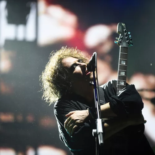 Η μεγάλη επιστροφή των Cure στην Ελλάδα είναι γεγονός