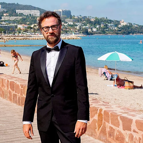 Ένα pre-Xmas party με τον Κωστή Μαραβέγια