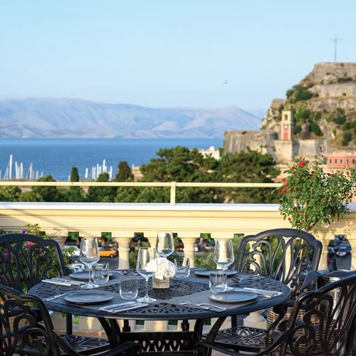 "Arcadion Hotel": Κομψότητα και άνεση στην καρδιά της Κέρκυρας