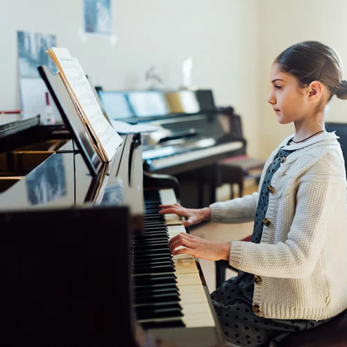 Πανελλήνιοι διαγωνισμοί πιάνου και κιθάρας στο Μέγαρο Μουσικής από την musicArte