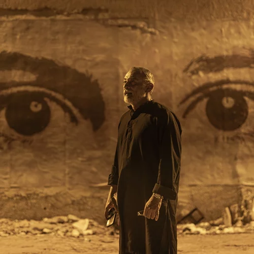 Πέντε σειρές που μπορείς να binge-άρεις αυτό το Σαββατοκύριακο