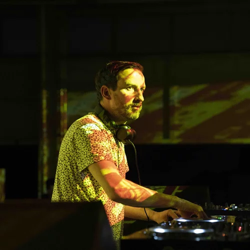 8 ιδέες για τις πρώτες συναυλιακές εξόδους του '24