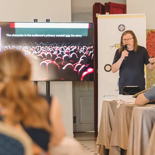 "The Owl": Το διεθνές εργαστήριο ανάπτυξης σεναρίου επιστρέφει στην Αθήνα με νέα προγράμματα και ευκαιρίες