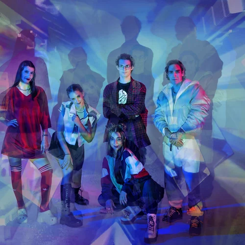 9 παραστάσεις που αξίζει να δουν οι έφηβοι