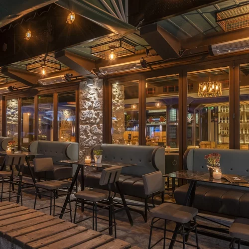 S. Pellegrino: Μάς υποδέχεται στο "Barile resto vino bar"