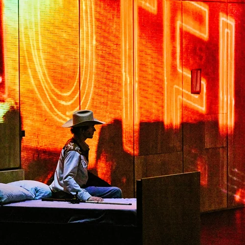 Τελευταίες παραστάσεις για το "Brokeback Mountain" στο Θέατρο Κνωσός