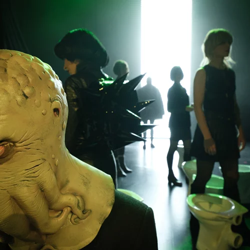 Παράταση παραστάσεων για την "Pomona" στο θέατρο "Πόρτα"