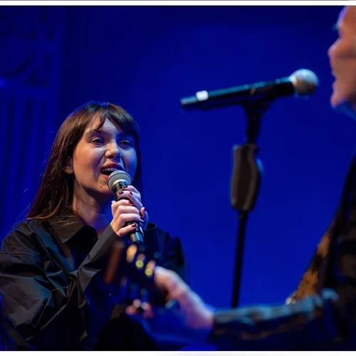 Βόλτα στο "Άλσος" με τη Νικόλ Σαραβάκου: Ενθουσιασμός, μα και περίσκεψη