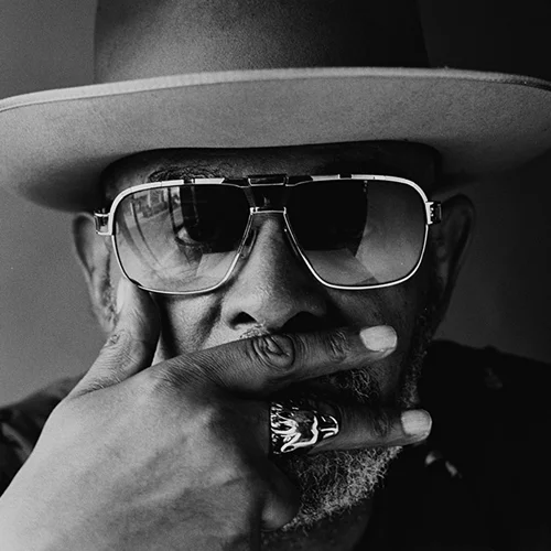 Barry Adamson: "Δεν είπα τίποτα στον Morrissey. Ούτε κι εκείνος μου μίλησε"