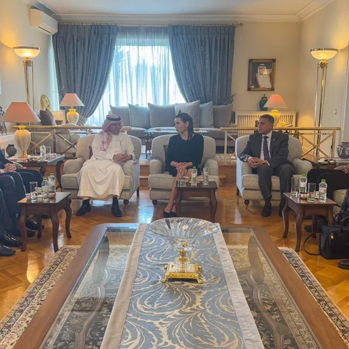 Η Όλγα Κεφαλογιάννη σε συνάντηση με Άραβες Πρέσβεις για την ενίσχυση της τουριστικής συνεργασίας