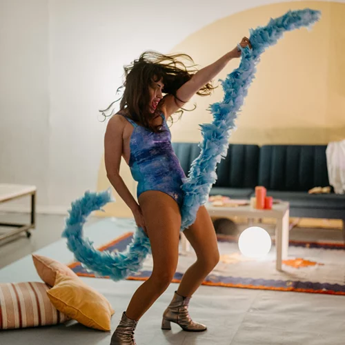 "Nina / where are you my de@r?": Η Ειρήνη Φαναριώτη επικοινωνεί για πρώτη φορά προσωπικά κείμενά της με το κοινό