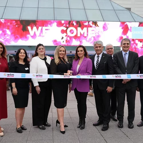 Η Όλγα Κεφαλογιάννη εγκαινίασε τη μεγάλη διεθνή τουριστική έκθεση WTM στο Λονδίνο