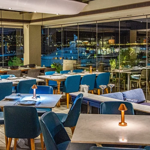 "Moorings": Σημείο αναφοράς με φρεσκαρισμένες γεύσεις