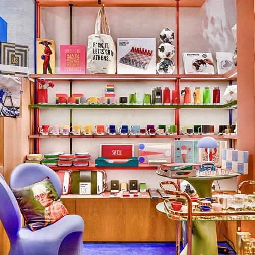 Στο WATobject θα βρεις τα πιο καλαίσθητα χριστουγεννιάτικα δώρα για τους αγαπημένους σου