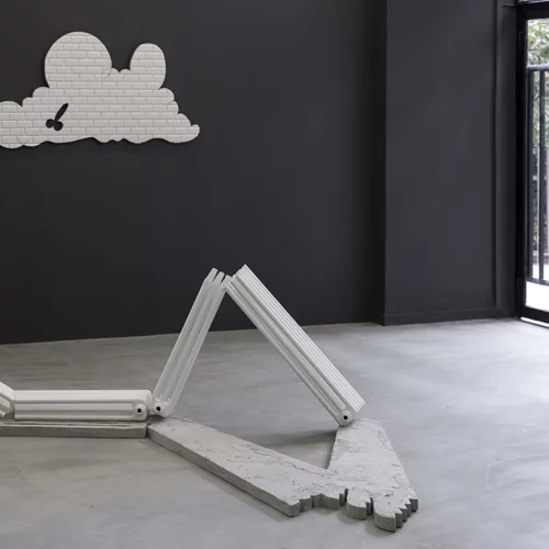 "Long Shadows": Παράταση για την έκθεση του Ally Rosenberg