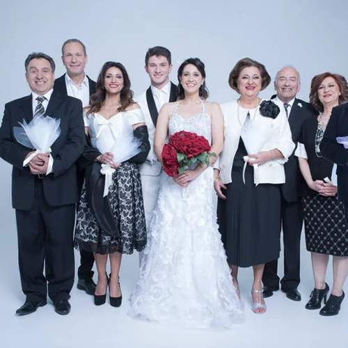 Οι "Συμπέθεροι από τα Τίρανα" περιοδεύουν στην Ελλάδα