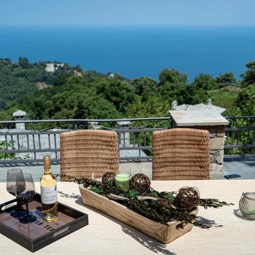 "Helene Eco Luxury Villa": Η ιδιωτική σας απόδραση στην καρδιά της Τσαγκαράδας