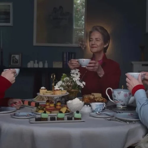 Συνέντευξη: Ο Τζιμ Τζάρμους μάς αφηγείται εναλλακτικές οικογενειακές ιστορίες