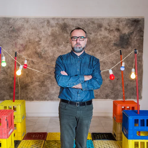 Του Χριστόφορου Μαρίνου του πήρε χρόνια να καταλάβει ότι το ρεμπέτικο είναι το δικό μας ροκ