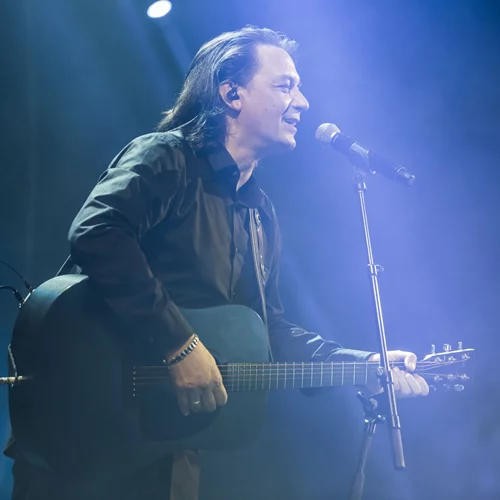 O Γιάννης Κότσιρας στον Σταυρό του Νότου κάθε Σάββατο