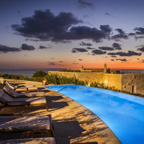 Το ιδανικό ξενοδοχείο για φθινοπωρινές διακοπές στη Μάνη