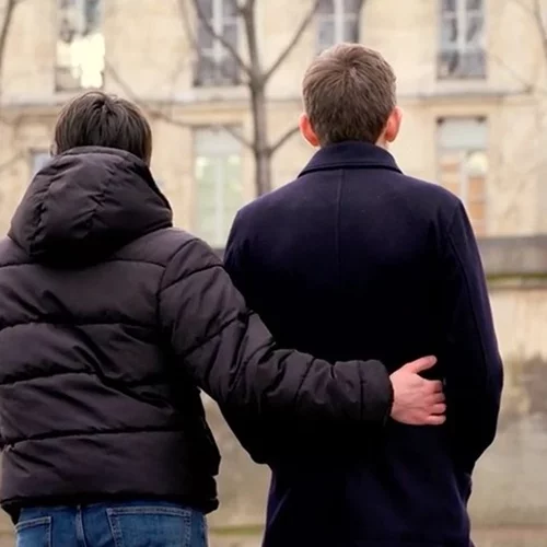 "Global Homophobia": Ένα ντοκιμαντέρ στο ERTFLIX για τη Διεθνή Ημέρα κατά της Ομοφοβίας