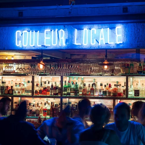 "Couleur Locale": Στο happy place του κέντρου χτυπάει η καρδιά της μοντέρνας Ελλάδας