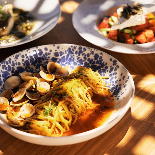 Το "Barbarossa Athens" δικαιώνει τη φήμη του παριανού brand με τη διεθνή παρουσία